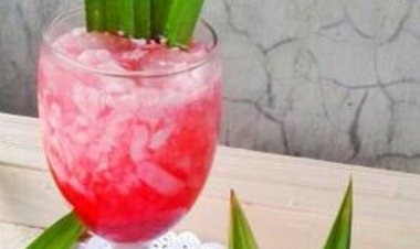 Resep Es Kopyor de Coco: Segarnya Minuman Tropis untuk Hari Panas